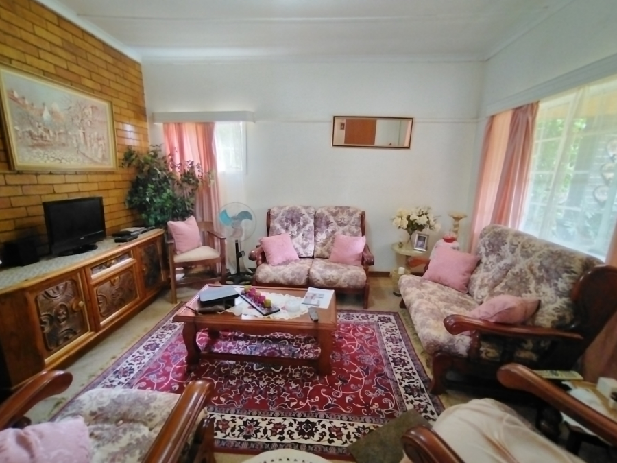 3 Bedroom Property for Sale in Warrenton Northern Cape